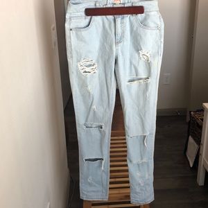 GB distressed boyfriend ankle jeans